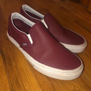 VANS PERF LEATHER SLIP ONS IN RED/MAROON SIZE 8